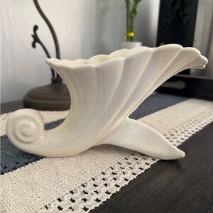 Elegant Cream Cornucopia Vase